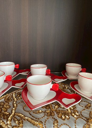 Kırmızı Kalp Tabaklı 6'lı Kahve Fincanı Seti - Görsel 2