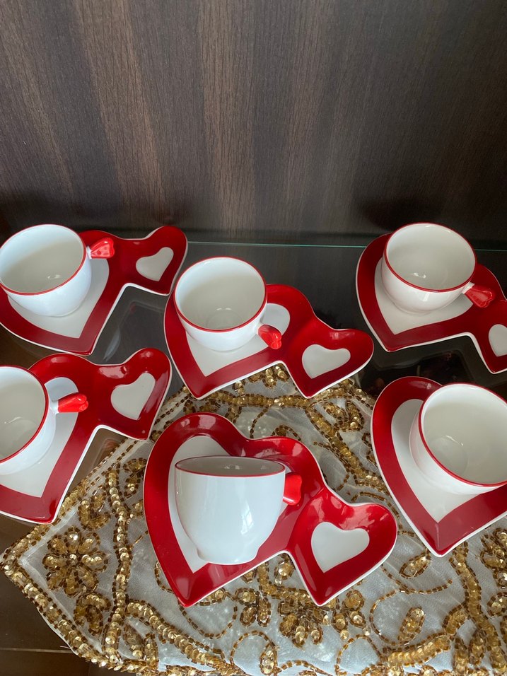 Kırmızı Kalp Tabaklı 6'lı Kahve Fincanı Seti - Görsel 3