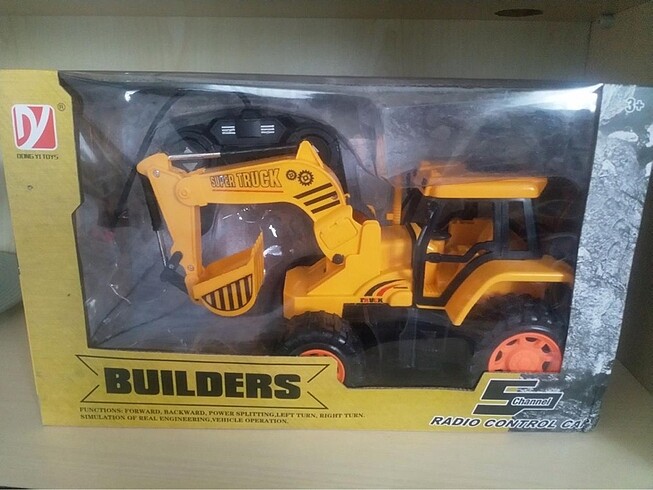 Beden Renk 6 Uzaktan kumandalı kepçe şarjlı 4X4 çeker