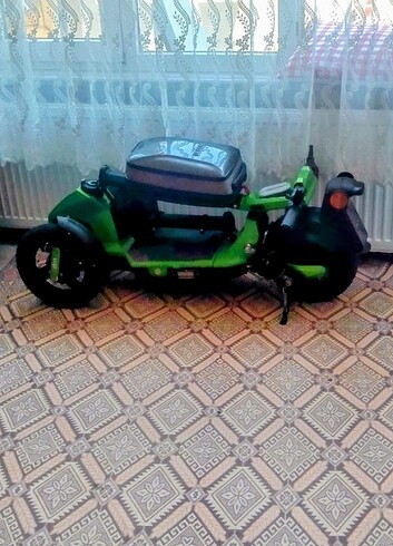 Elektrikli scooter