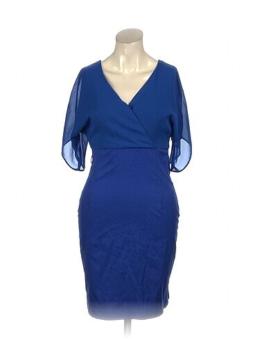 PreLoved Kısa Elbise %70 İndirimli.