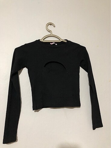 Uzun kollu Crop Top