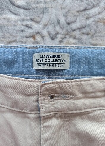 LC Waikiki Okul pantolonu