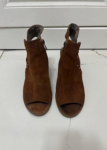 Elle Kahverengi Süet Kadın Topuklı
