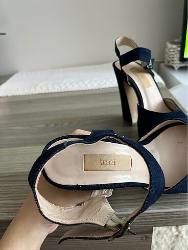 TOPUKLU AYAKKABI - Görsel 7