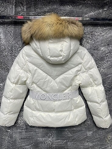 Moncler A plus yüksek kalite orjinal kürklü bayan mont