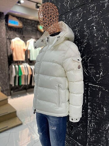 Moncler Kısa bayan mont