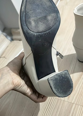 Beyaz Deri Kadın Bot, Kalın Topuklu, Fermuarlı - Görsel 3