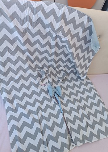 Gri Zigzag Desenli Çocuk Uyku Örtüsü