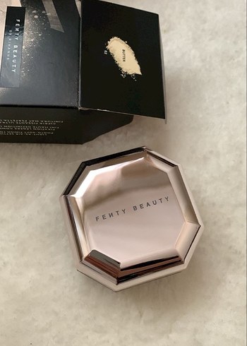 Fenty Beauty Pudra Kompakt - Görsel 2