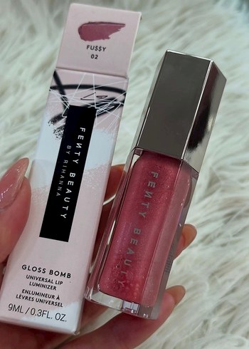 Fenty Beauty Gloss Fussy - Görsel 2