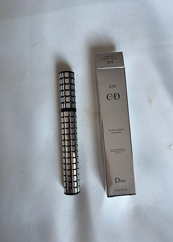 DİOR ESKTRA UZUNLUK VEREN MASKARA - Görsel 2