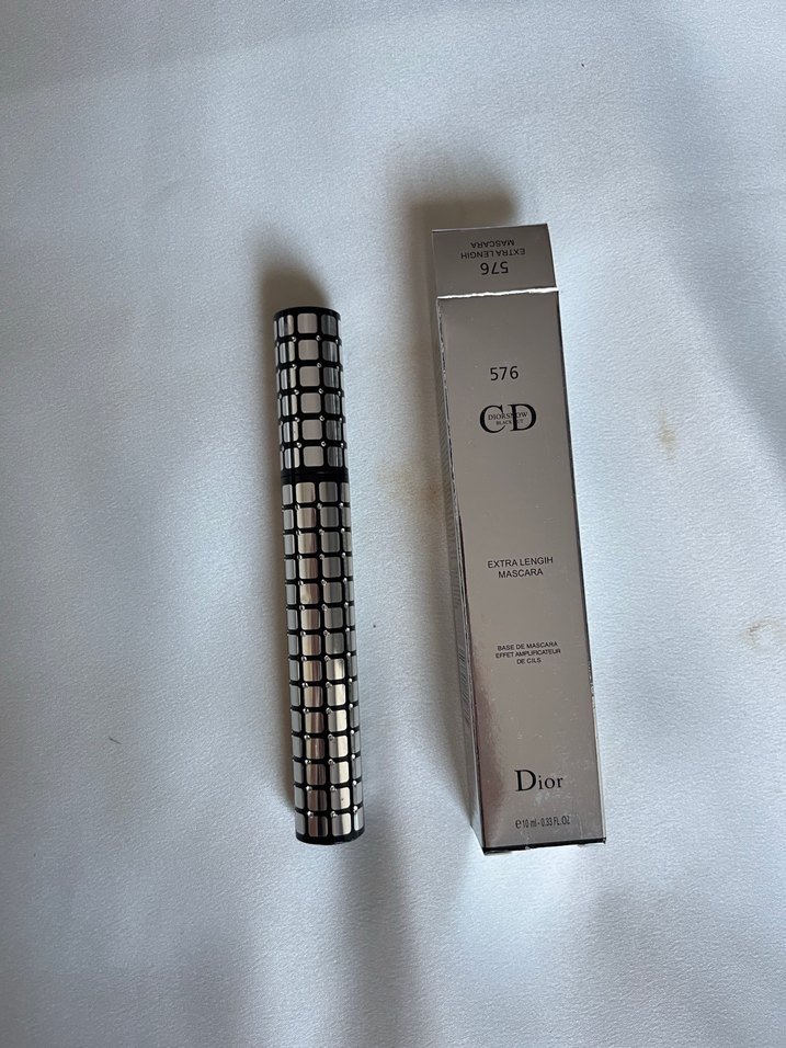 DİOR ESKTRA UZUNLUK VEREN MASKARA - Görsel 2