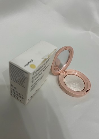 Rare Beauty Pudra Aydınlatıcı