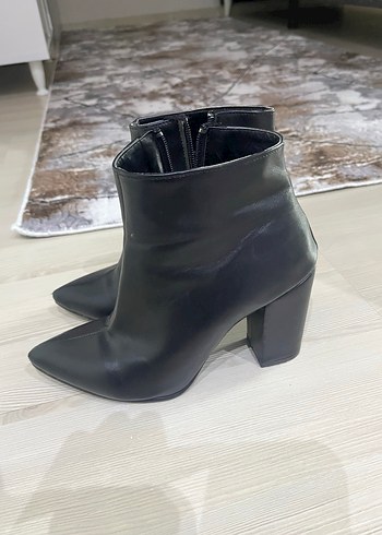 Siyah Deri Stiletto Topuklu Kadın Bot - Görsel 3