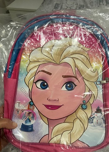 Renkli Elsa Temalı Çocuk Okul Çantası - Görsel 3