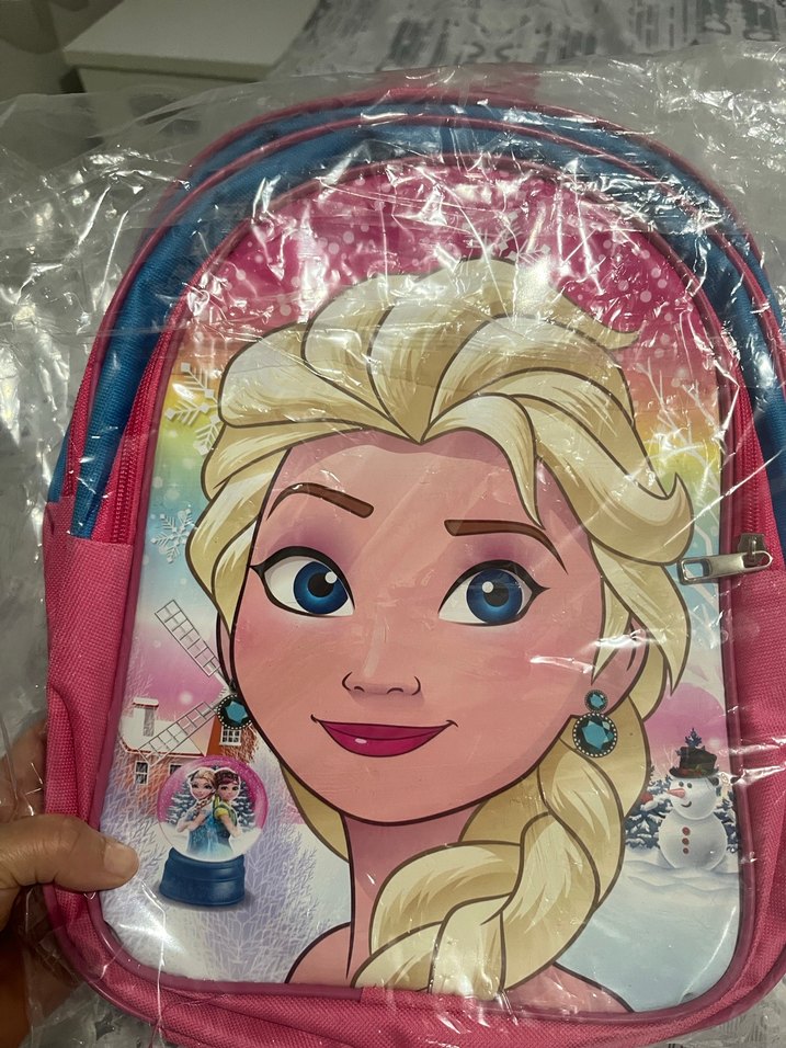 Renkli Elsa Temalı Çocuk Okul Çantası - Görsel 3