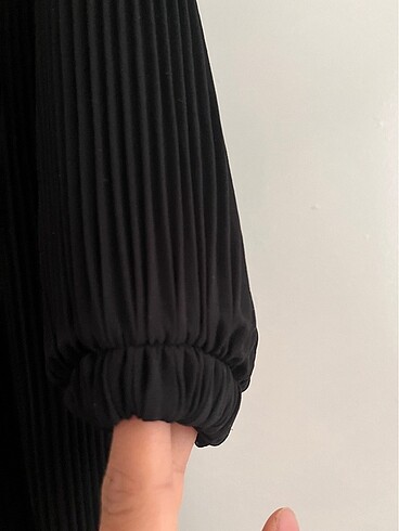 Şifon pileli siyah şık elbise - Görsel 6