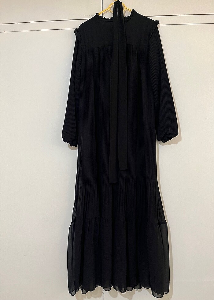 Şifon pileli siyah şık elbise - Görsel 2