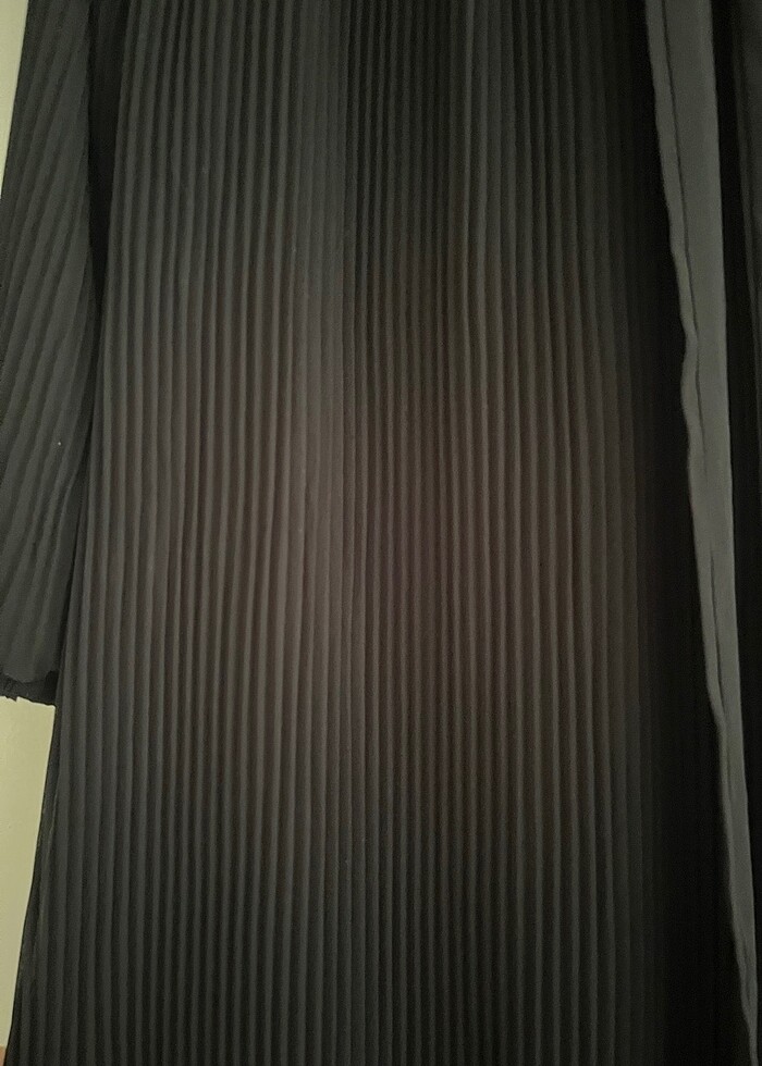 Şifon pileli siyah şık elbise - Görsel 4