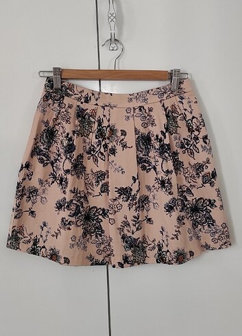 Stradivarius kısa etek 