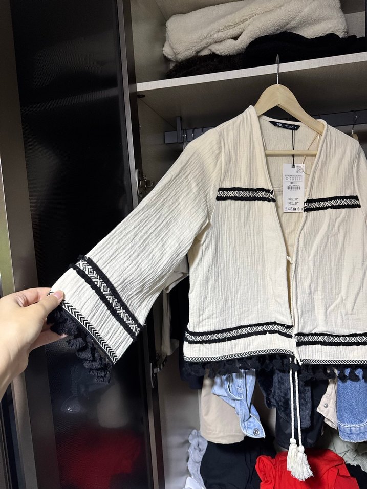 Zara Püsküllü Nakışlı Bohem Kadın Ceket - Görsel 2