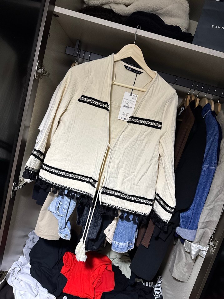 Zara Püsküllü Nakışlı Bohem Kadın Ceket - Görsel 3