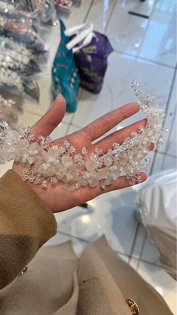 Gelin tacı saç aksesuarı