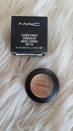 mac concealer