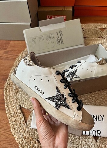 37 Beden çeşitli Renk GOLDEN GOOSE SUPERSTAR