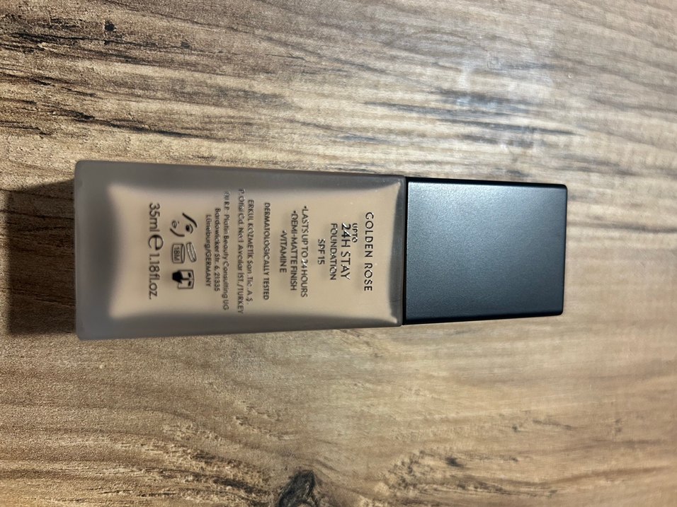 Golden Rose Tam Kapatıcı Fondöten SPF15 - Görsel 2