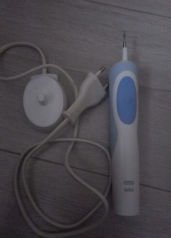 Beden Renk Oral-B Braun Şarjlı Diş Fırçası Timer