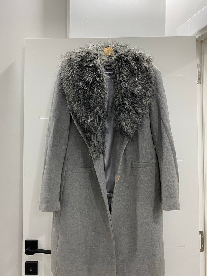 Gri Kaban, Kürk Yaka Detaylı - Görsel 3