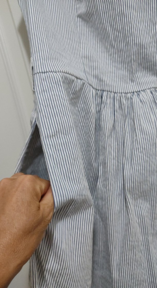 Gri Çizgili Kolsuz elbise - Görsel 2