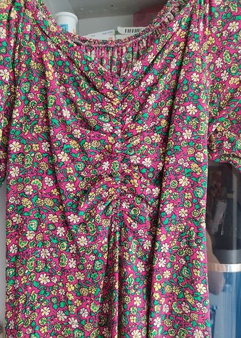 Çiçek Desenli V Yakalı Uzun Bohem Elbise - Görsel 4