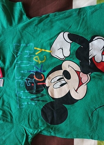 4 Yaş Beden Mickey Mouse Erkek Çocuk Tişört 