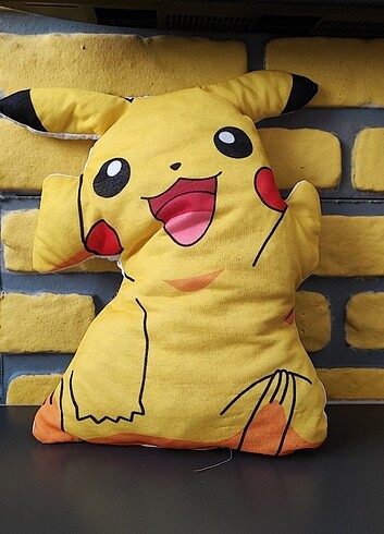 Beden Pikachu pokemon yastık