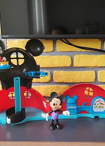 Beden Renk Mickey mouse evi