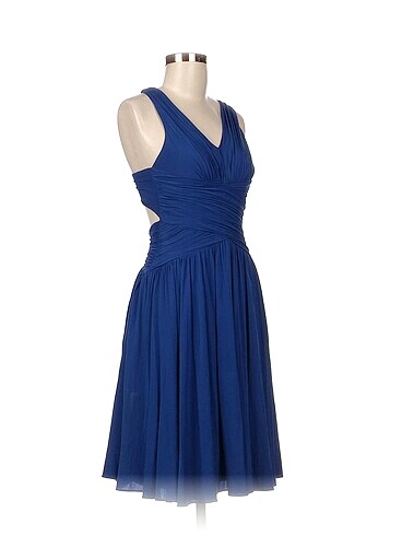BCBG Maxazria BCBG Maxazria Uzun Elbise %70 İndirimli.