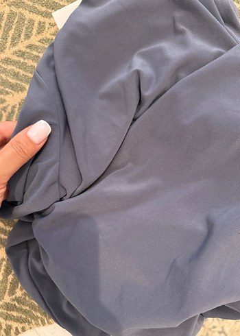 38 Beden Gri V Yakalı Uzun Kollu Drapeli Kadın Bluz pull&bear