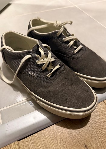 38 numara kadın vans ayakkabı
