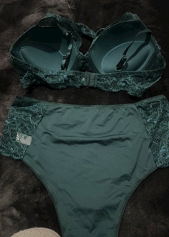Yeşil Dantelli Midi Sütyen Takımı - Görsel 2