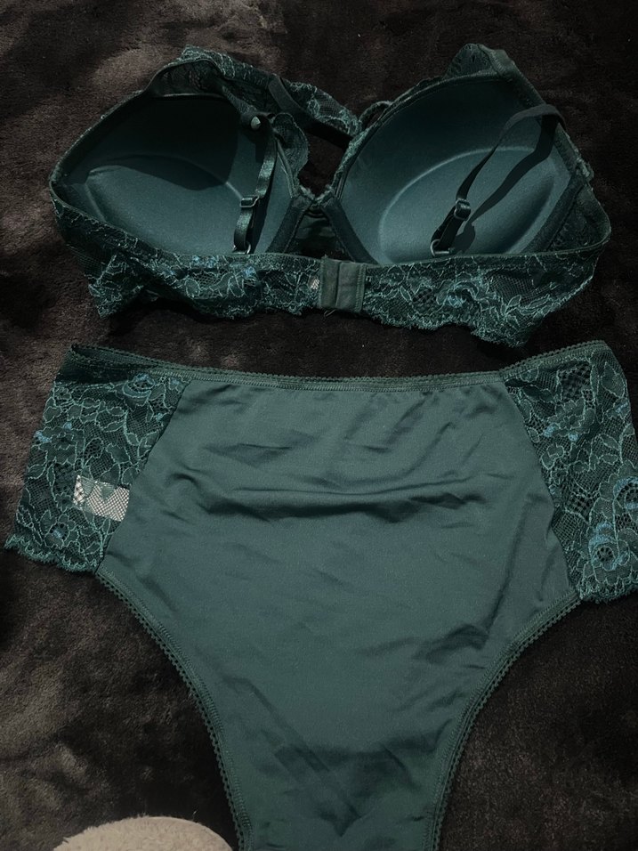 Yeşil Dantelli Midi Sütyen Takımı - Görsel 2