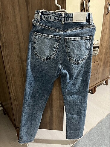 36 Beden mavi Renk Stradivarius Straight paça jean