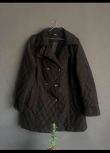 Mont/ Koton
