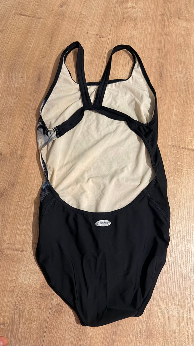 Adidas Siyah Batik Desenli Spor Mayo — görsel 3/5