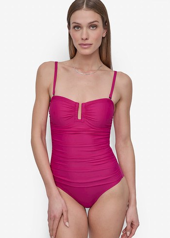 DKNY ürünü