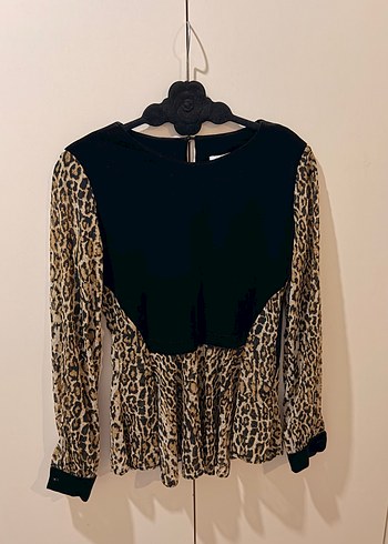 Zara Leopar Desenli Siyah Bluz