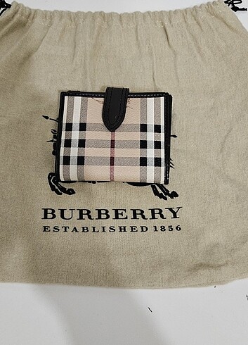 Burberry bayan cuzdan