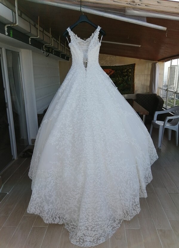 Acil ihtiyaçtan dolayı satılık gelinlik - Görsel 3